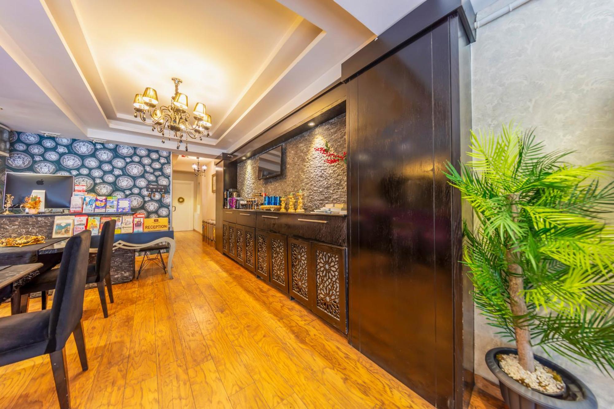 In Pera Boutique Hotel Istanbul Exterior photo